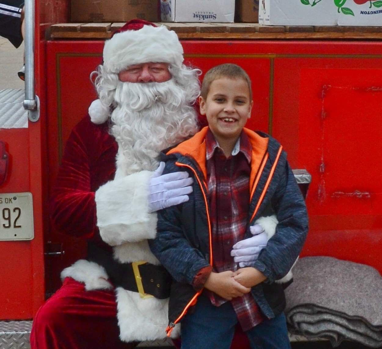 Santa brings holiday cheer to Verden